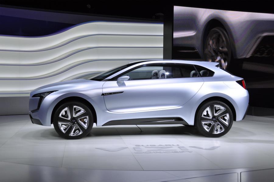  Subaru Viziv Concept 2013 года  (фото 10 из 22)